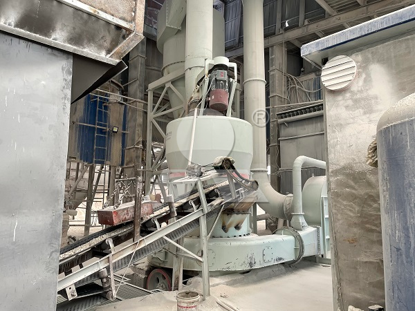 硅石立式磨粉機(jī)